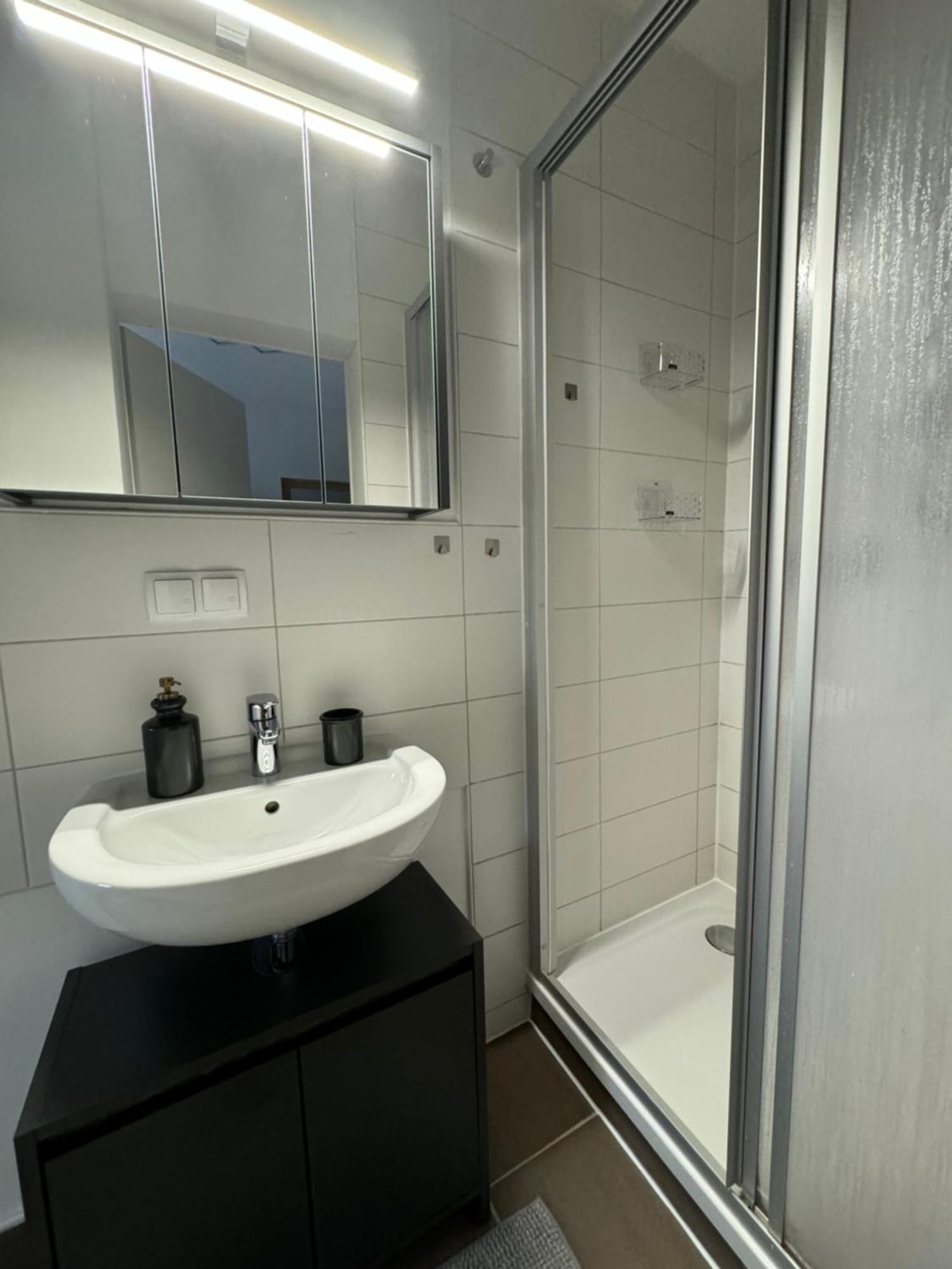 Appartement "Franz" Inklusive Parkplatz Halle  Eksteriør billede